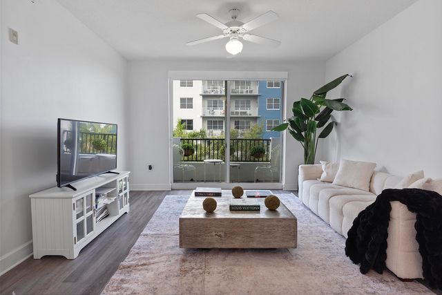 2401 NE 65th Street 502, Fort Lauderdale, FL 33308