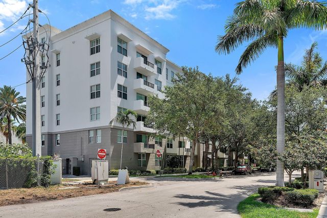2401 NE 65th Street 502, Fort Lauderdale, FL 33308