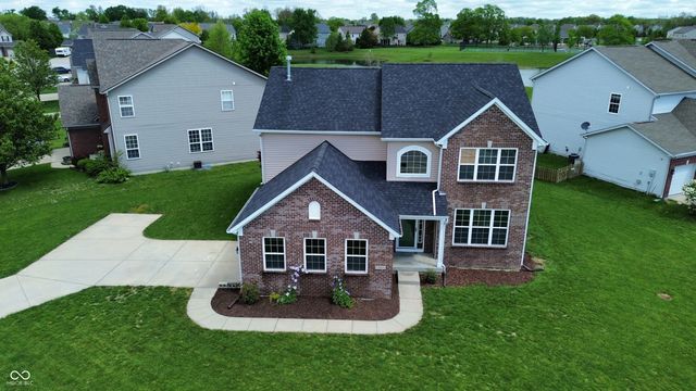 7817 Sea Eagle Circle, Zionsville, IN 46077