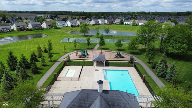 7817 Sea Eagle Circle, Zionsville, IN 46077
