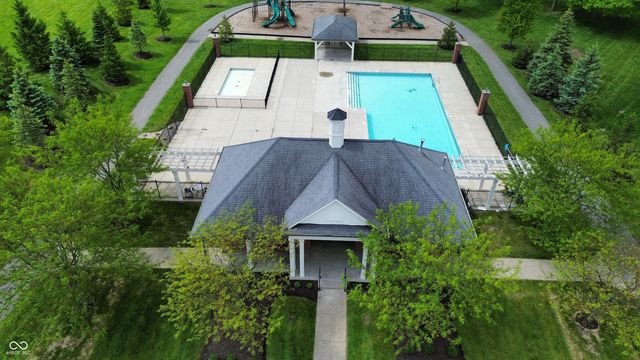 7817 Sea Eagle Circle, Zionsville, IN 46077