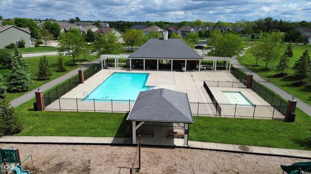 7817 Sea Eagle Circle, Zionsville, IN 46077