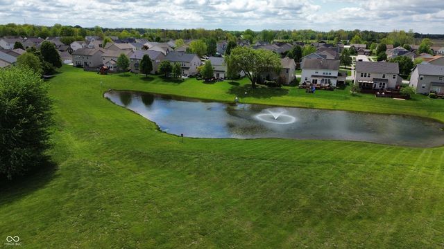 7817 Sea Eagle Circle, Zionsville, IN 46077