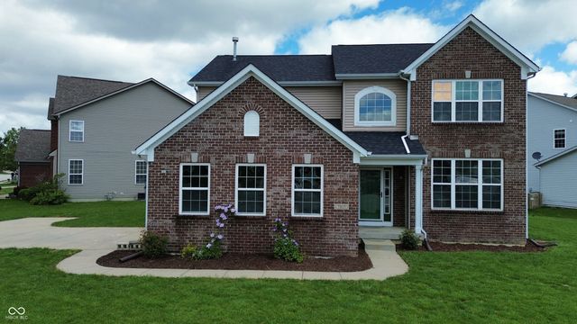 7817 Sea Eagle Circle, Zionsville, IN 46077