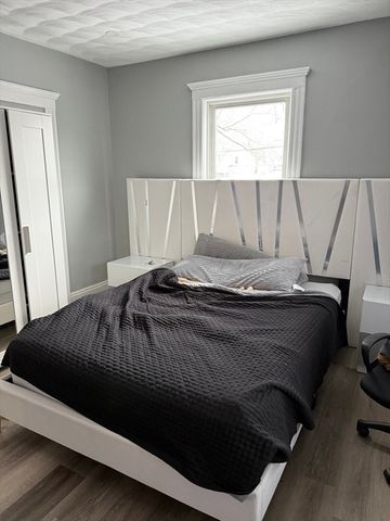 21 E Park Ave, Lynn, MA 01902