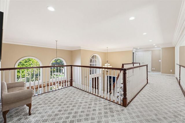 5173 Serena Drive, Troy, MI 48098