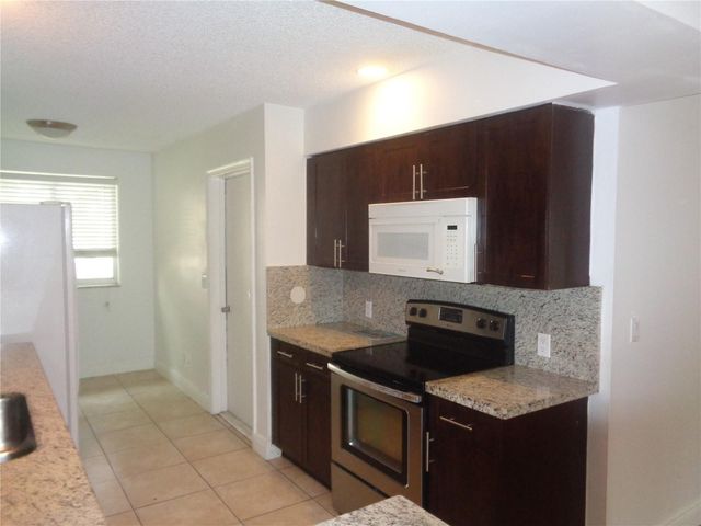 10939 W Broward Boulevard 10939, Plantation, FL 33324