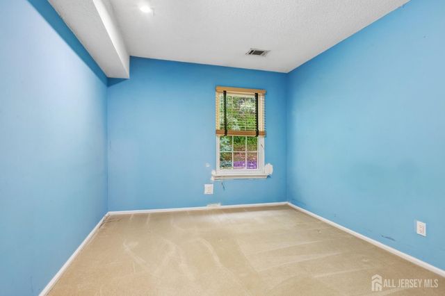 2104 Bayhead Drive, Sayreville, NJ 08859