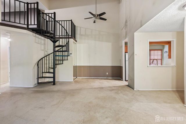 2104 Bayhead Drive, Sayreville, NJ 08859