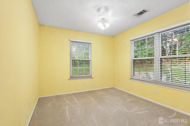2104 Bayhead Drive, Sayreville, NJ 08859
