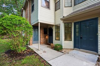 2104 Bayhead Drive, Sayreville, NJ 08859
