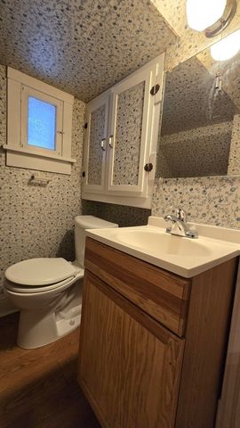 1221 Emerald Avenue, Chicago Heights, IL 60411