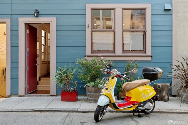 585 Francisco Street, San Francisco, CA 94133