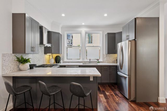 585 Francisco Street, San Francisco, CA 94133