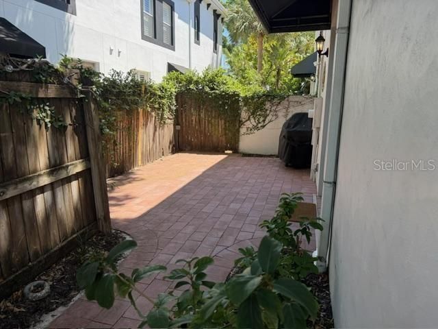 409 S WESTLAND AVENUE 3, Tampa, FL 33606