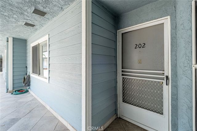 955 E 3rd 202, Long Beach, CA 90802