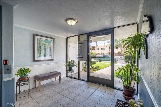 955 E 3rd 202, Long Beach, CA 90802