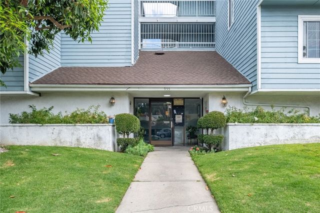 955 E 3rd 202, Long Beach, CA 90802