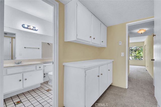 955 E 3rd 202, Long Beach, CA 90802