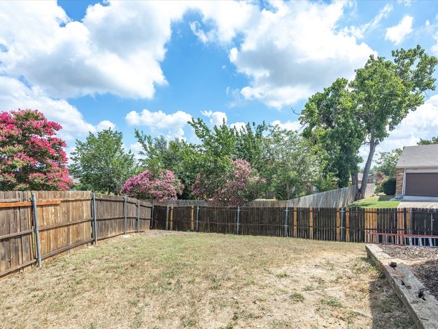 2163 Villa Place A, Carrollton, TX 75006
