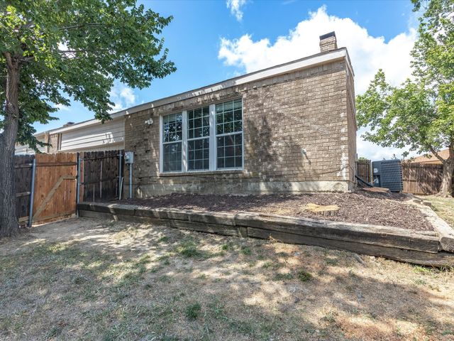 2163 Villa Place A, Carrollton, TX 75006