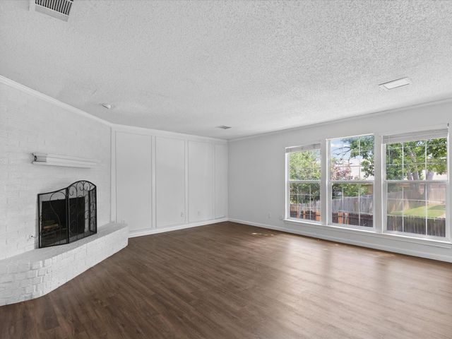 2163 Villa Place A, Carrollton, TX 75006