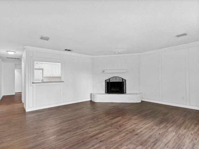 2163 Villa Place A, Carrollton, TX 75006