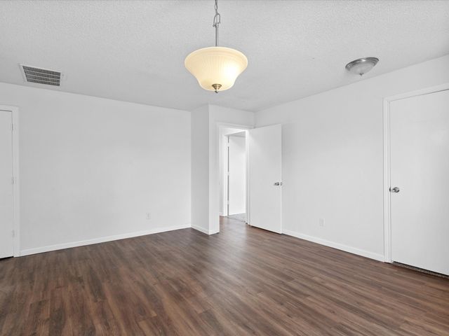 2163 Villa Place A, Carrollton, TX 75006