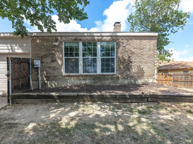 2163 Villa Place A, Carrollton, TX 75006