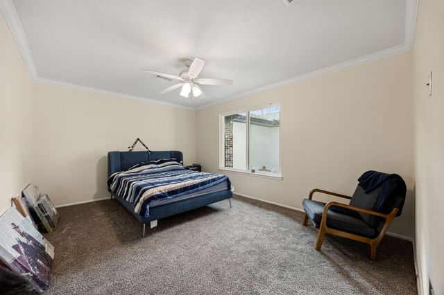 5715 Walnutgate Drive, Spring, TX 77373