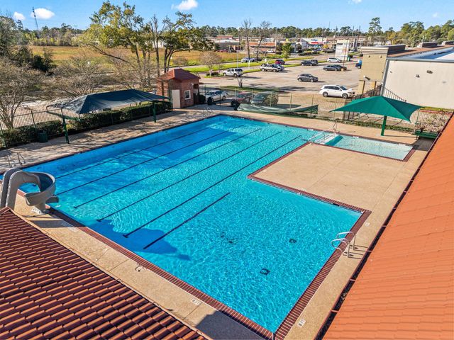 5715 Walnutgate Drive, Spring, TX 77373