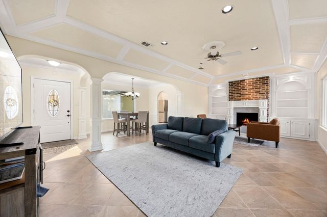 5715 Walnutgate Drive, Spring, TX 77373