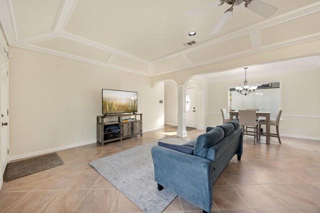 5715 Walnutgate Drive, Spring, TX 77373