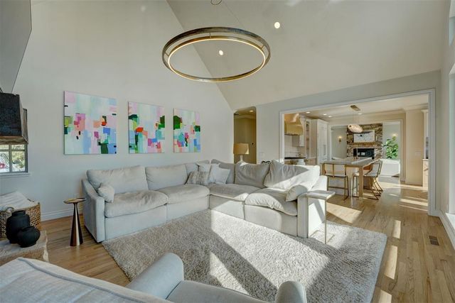 332 Heritage Boulevard, Edmond, OK 73025