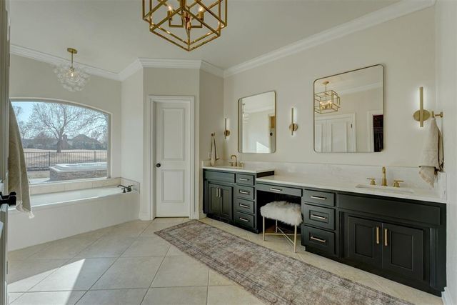 332 Heritage Boulevard, Edmond, OK 73025