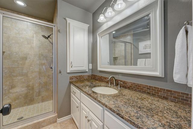 332 Heritage Boulevard, Edmond, OK 73025