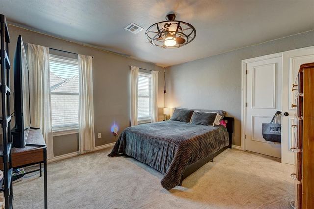 332 Heritage Boulevard, Edmond, OK 73025