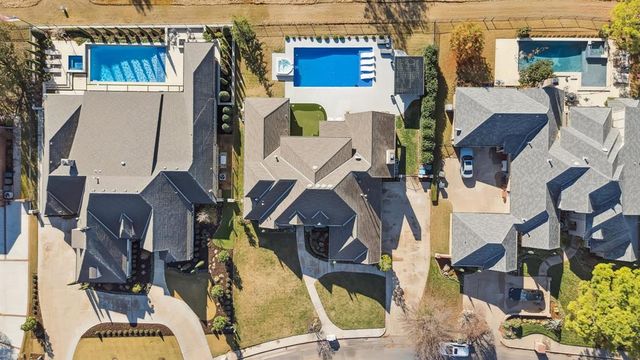 332 Heritage Boulevard, Edmond, OK 73025