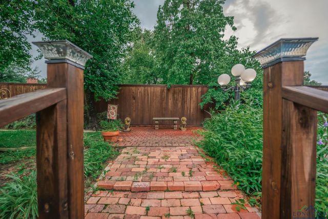 315 Tealwood, Longview, TX 75605