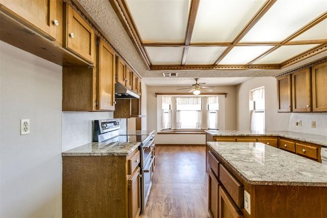 25073 Roselawn Road, Blanchard, OK 73010