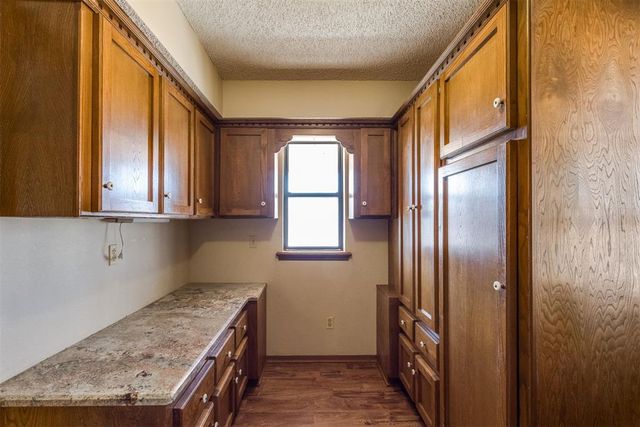 25073 Roselawn Road, Blanchard, OK 73010