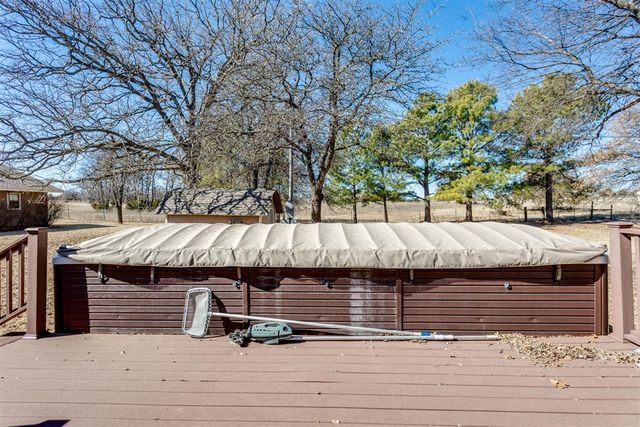 25073 Roselawn Road, Blanchard, OK 73010