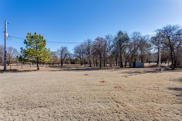 25073 Roselawn Road, Blanchard, OK 73010