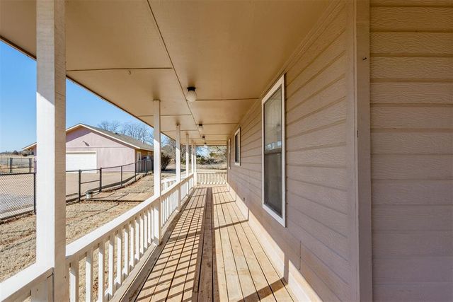 25073 Roselawn Road, Blanchard, OK 73010