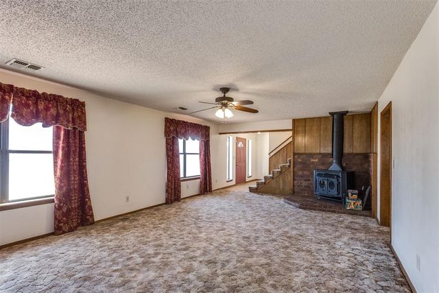 25073 Roselawn Road, Blanchard, OK 73010