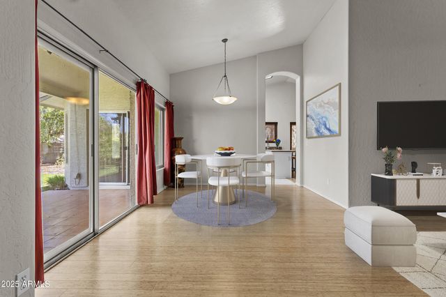 1135 W SEA FOG Drive, Gilbert, AZ 85233