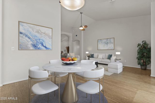 1135 W SEA FOG Drive, Gilbert, AZ 85233