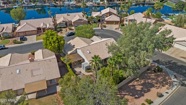 1135 W SEA FOG Drive, Gilbert, AZ 85233