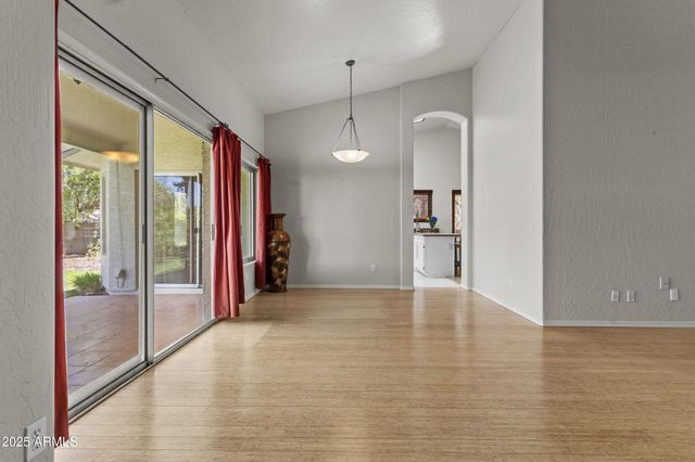 1135 W SEA FOG Drive, Gilbert, AZ 85233