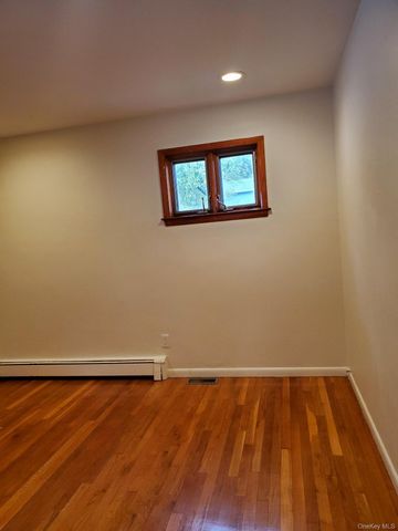 55 Juniper Road A, Port Washington, NY 11050